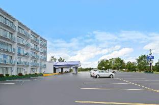 Howard Johnson By Wyndham Saint Joseph Benton Harbor Værelse billede