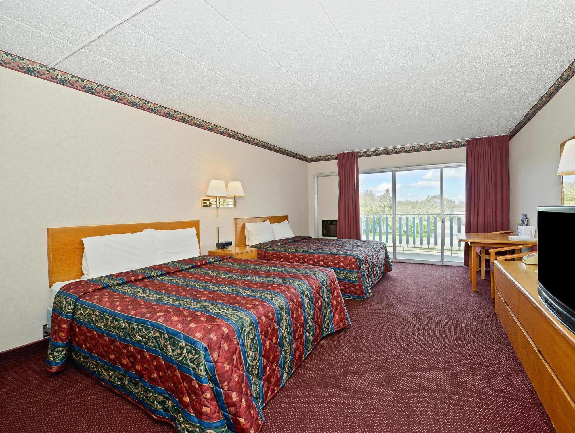 Howard Johnson By Wyndham Saint Joseph Benton Harbor Eksteriør billede