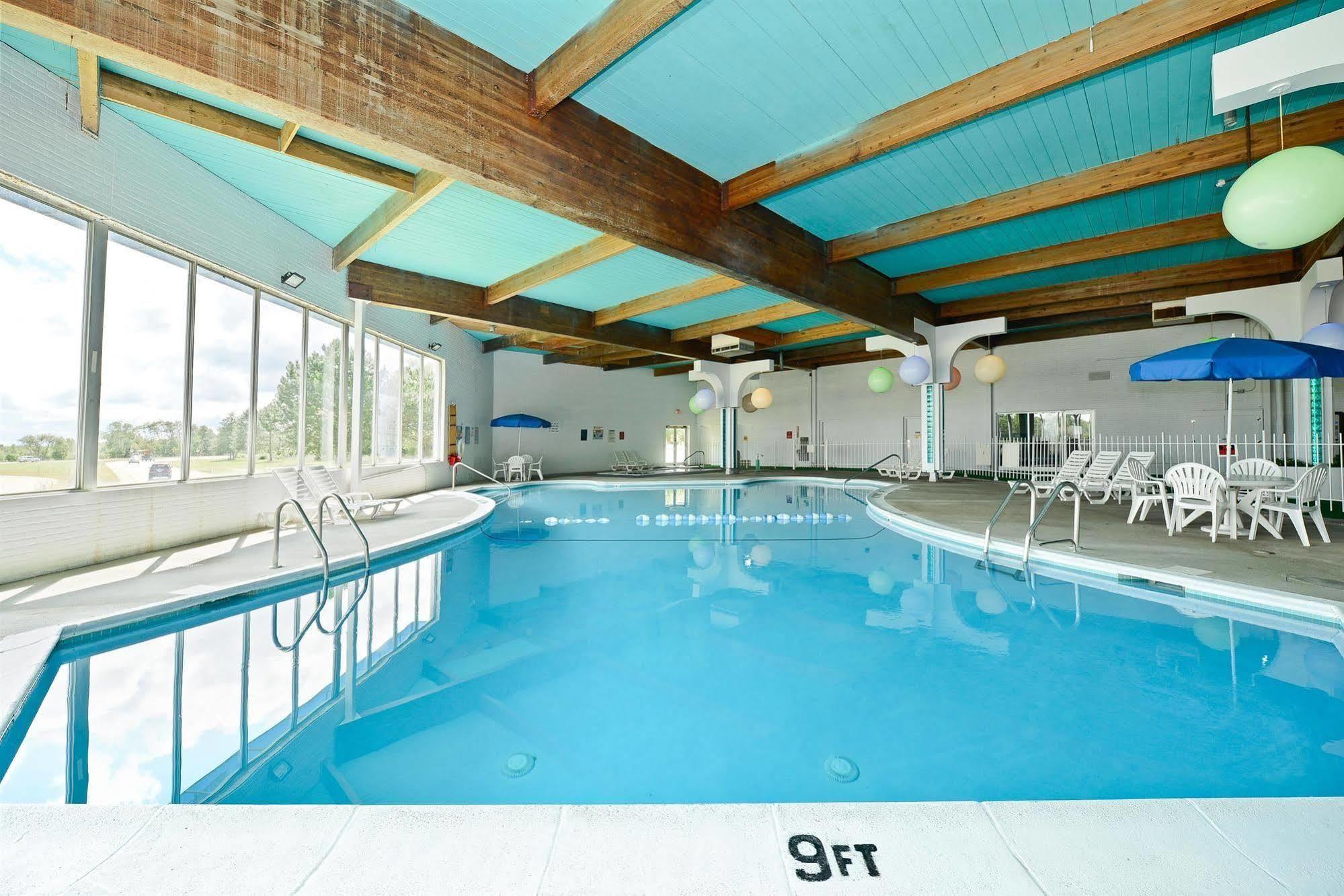 Howard Johnson By Wyndham Saint Joseph Benton Harbor Faciliteter billede