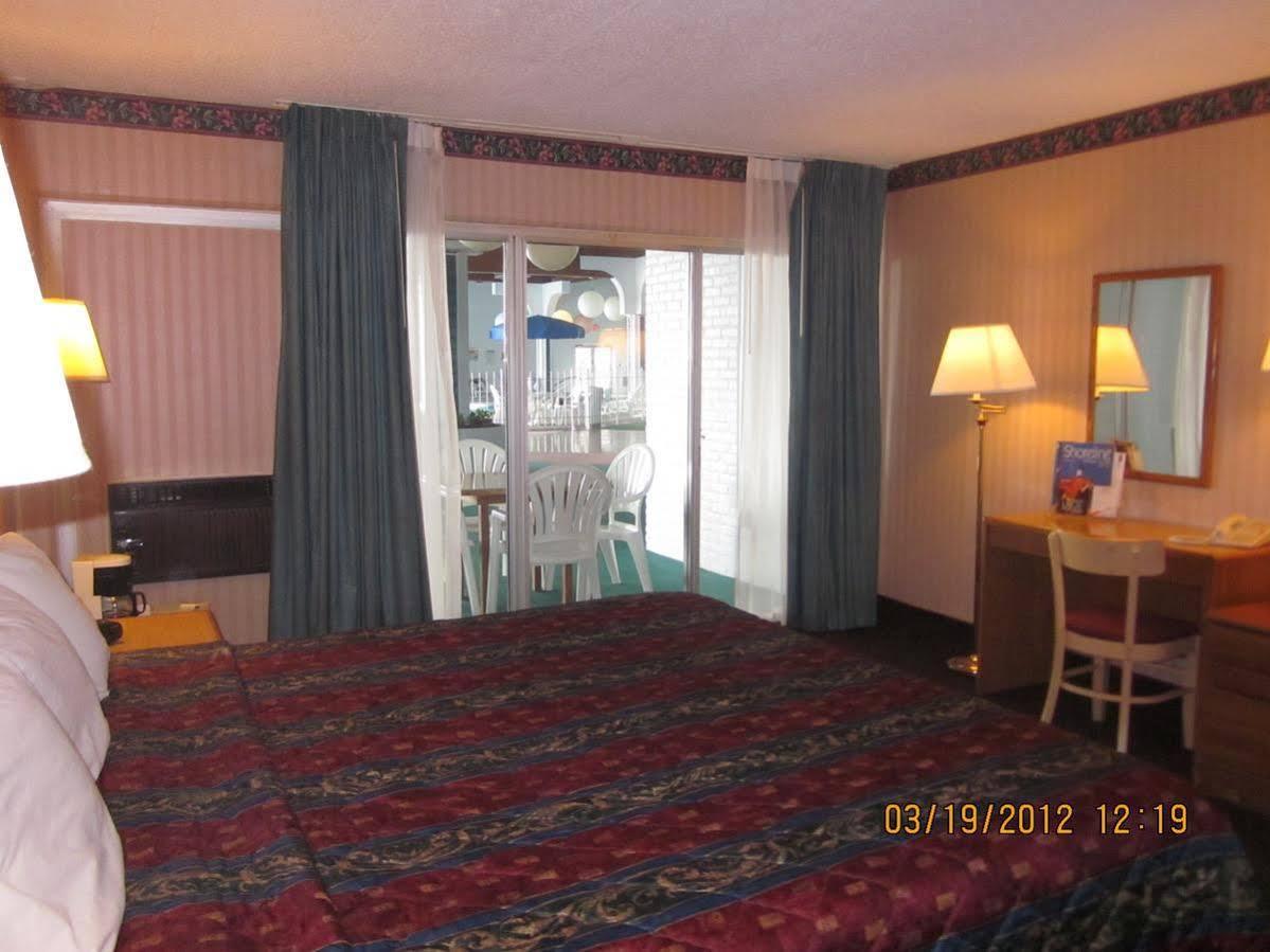 Howard Johnson By Wyndham Saint Joseph Benton Harbor Eksteriør billede